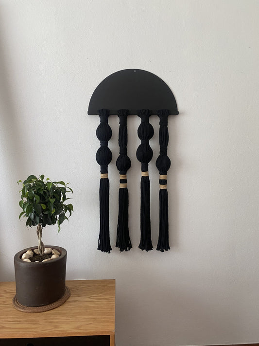 Wall Hanging Bustamante